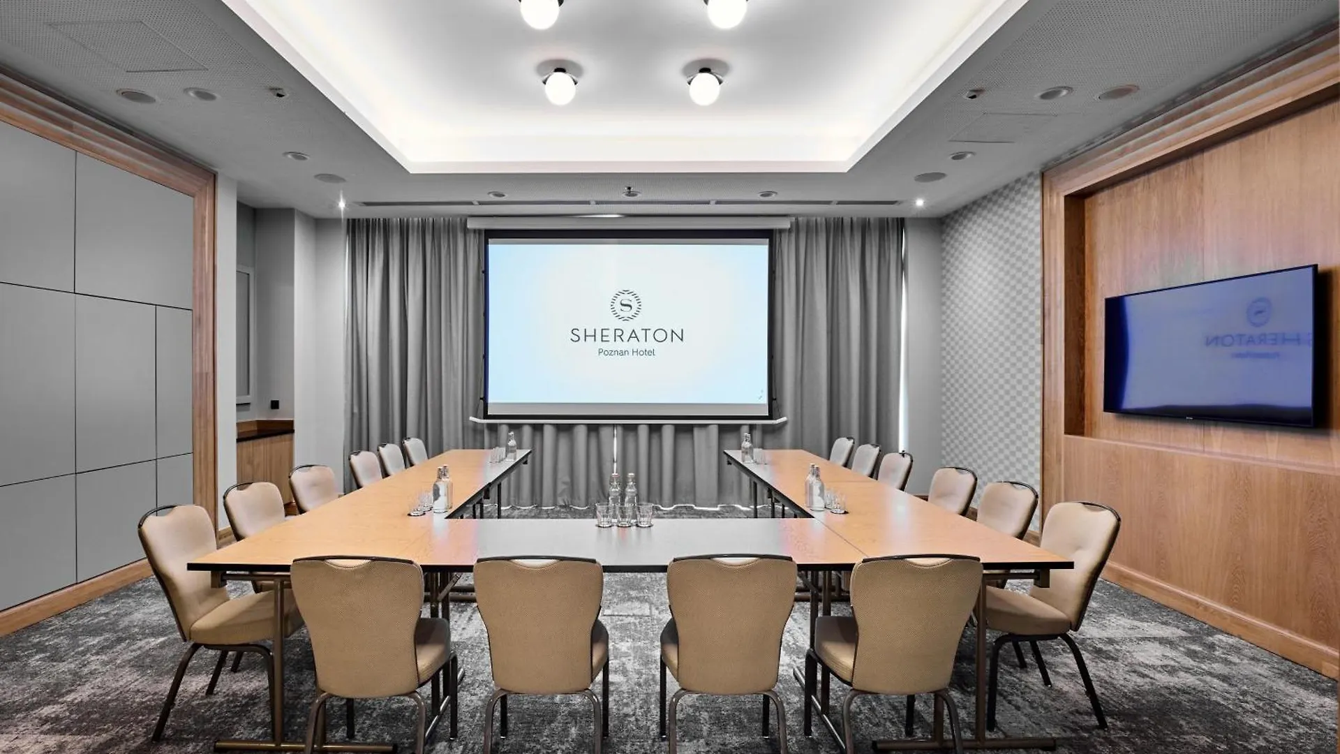 Sheraton Poznan Hotel