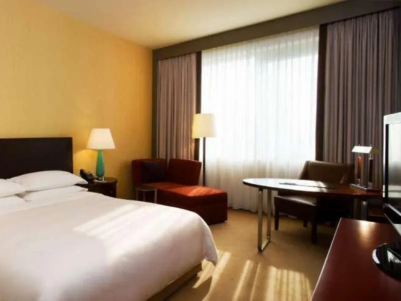 Sheraton Poznan Hotel